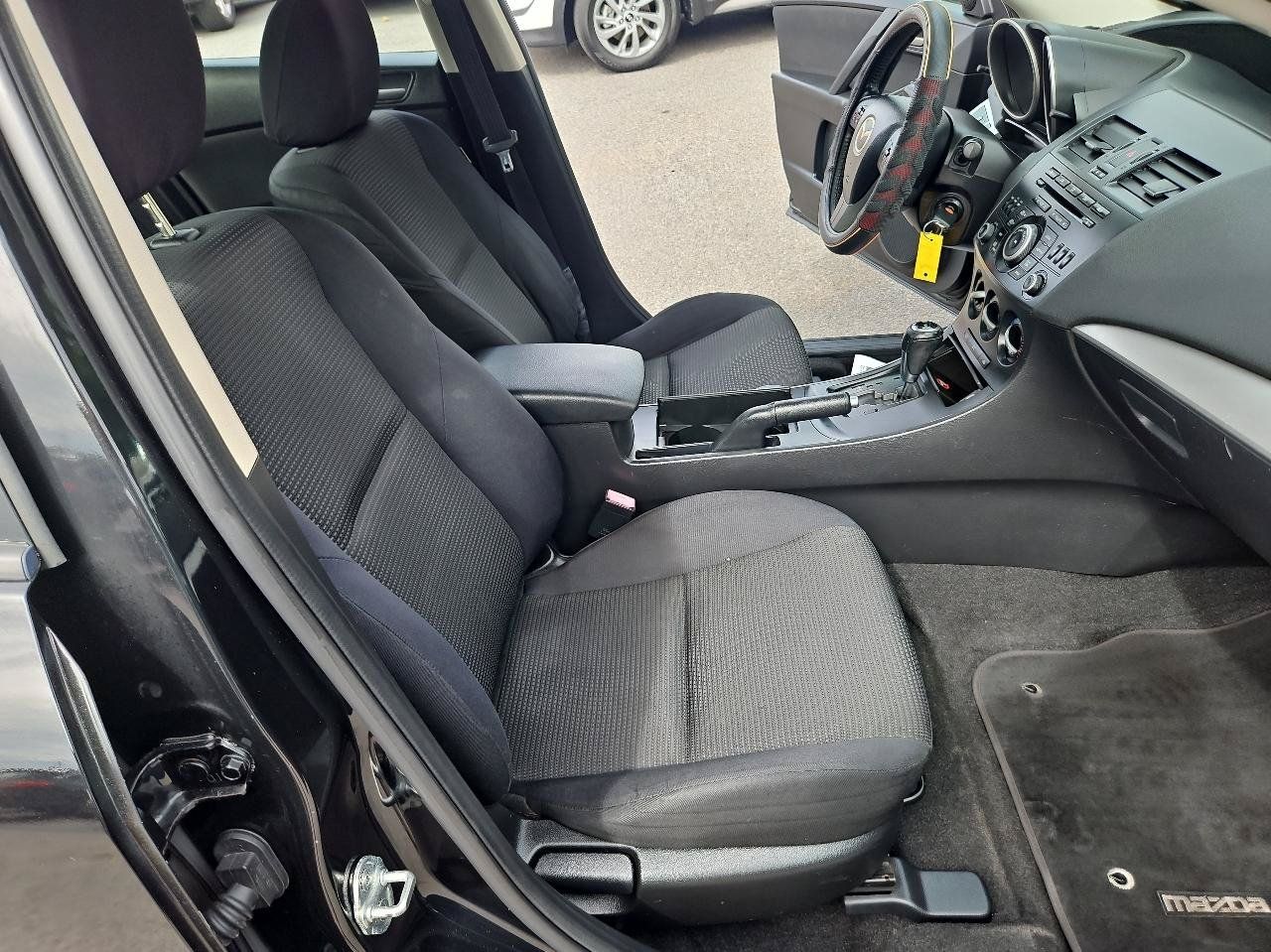 Used 2012 MAZDA MAZDA3 i Touring FWD image 15