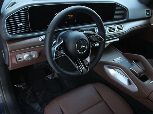 Used 2026 Mercedes-Benz GLE 350 4MATIC image 4
