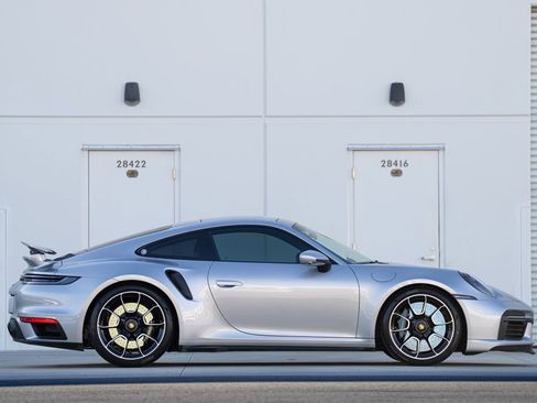 Used 2021 Porsche 911 Turbo S image 5