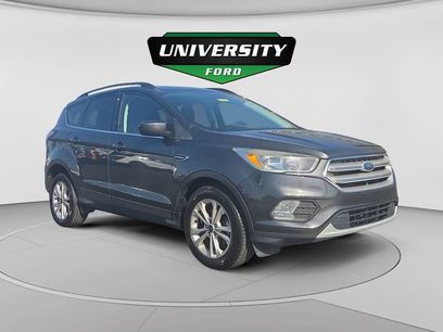 Used 2018 Ford Escape SE w/ SE Sync 3 Package