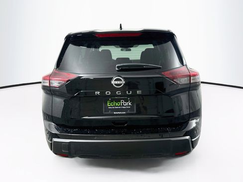 Used 2026 Nissan Rogue SV FWD image 7