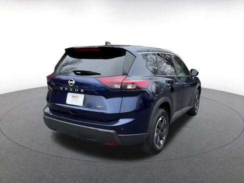 Used 2025 Nissan Rogue SV FWD image 14