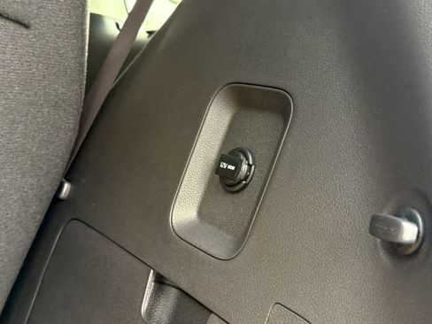 New 2026 Kia Carnival EX image 41