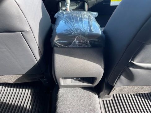 New 2025 Nissan Altima 2.5 SR image 24