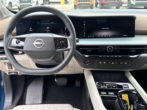 Used 2025 Nissan Murano Platinum w/ Cargo Package AWD/4WD image 7