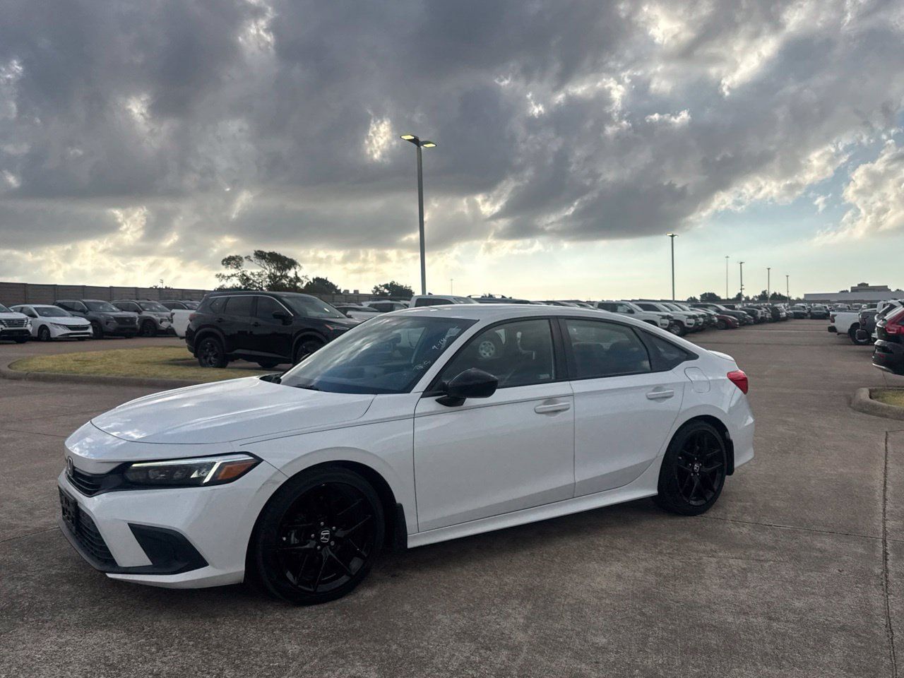Used 2024 Honda Civic Sport image 11