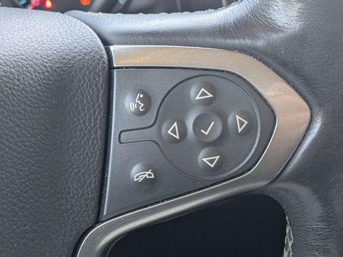 Used 2017 Chevrolet Suburban Premier image 26