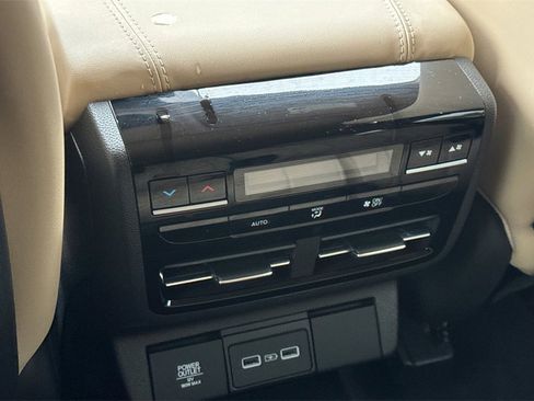 Certified 2024 Acura MDX SH-AWD w/ Technology Package image 15