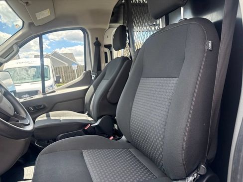 Used 2023 Ford Transit 250 Low Roof w/ Exterior Upgrade Package RWD image 6