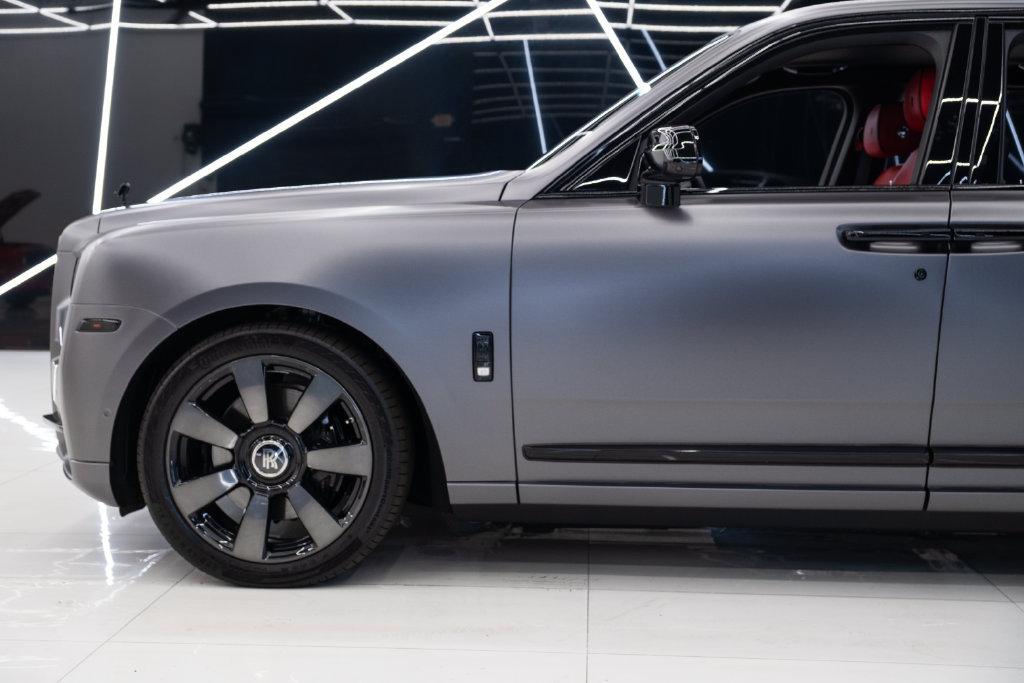 Used 2022 Rolls-Royce Cullinan AWD/4WD image 22