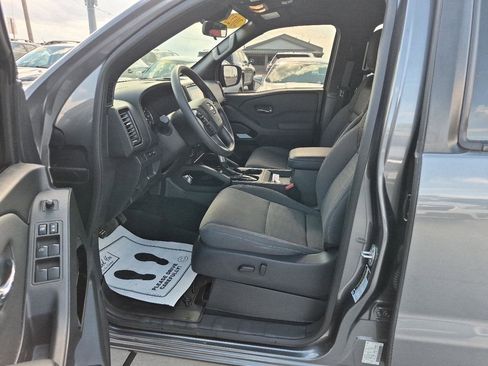 Used 2023 Nissan Frontier SV w/ Midnight Edition Package AWD/4WD image 14