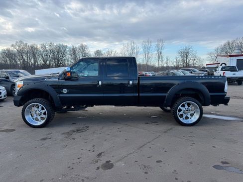 Used 2014 Ford F350 Platinum w/ Platinum Package image 2
