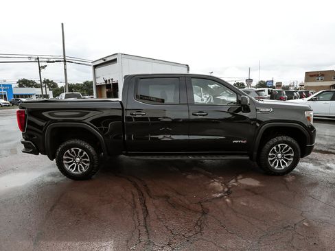 Used 2022 GMC Sierra 1500 AT4 w/ AT4 Premium Package AWD/4WD image 7