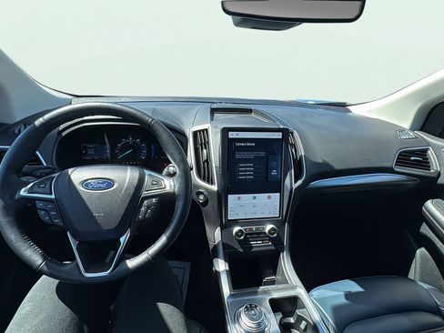 Certified 2022 Ford Edge SEL w/ Sport Appearance Package AWD/4WD image 19