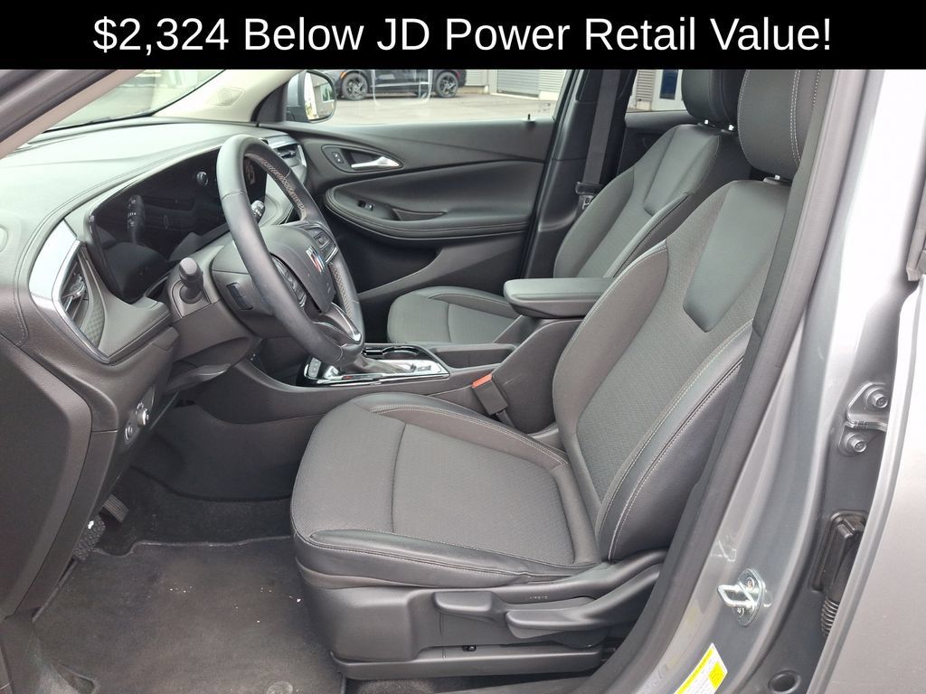 Used 2024 Buick Encore GX Preferred AWD/4WD image 14