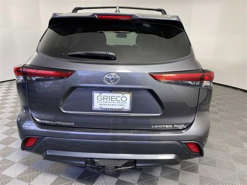 Used 2023 Toyota Highlander Limited image 7