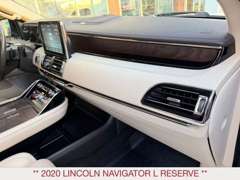 Used 2020 Lincoln Navigator L Reserve w/ Luxury Package image 13