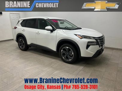 Used 2024 Nissan Rogue SV