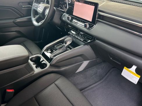 New 2026 GMC Canyon Elevation image 14