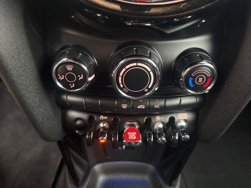 Used 2019 MINI Cooper S w/ Signature Upholstery Package image 26