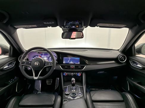 Used 2019 Alfa Romeo Giulia Ti image 26