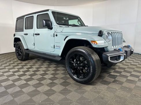 Used 2023 Jeep Wrangler Unlimited Sahara w/ Cold Weather Group image 2