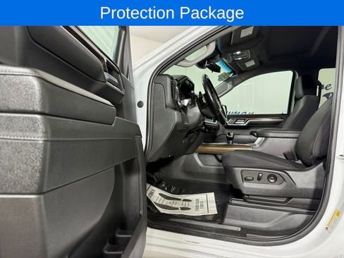 Used 2023 Chevrolet Silverado 1500 LT Trail Boss w/ Protection Package image 12