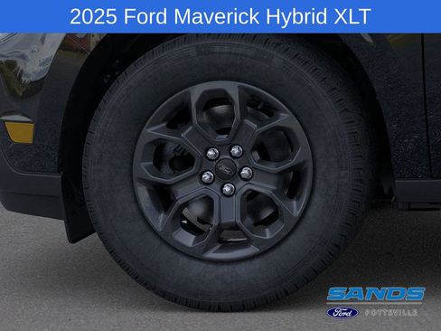 New 2025 Ford Maverick XLT w/ Equipment Group 301A image 20