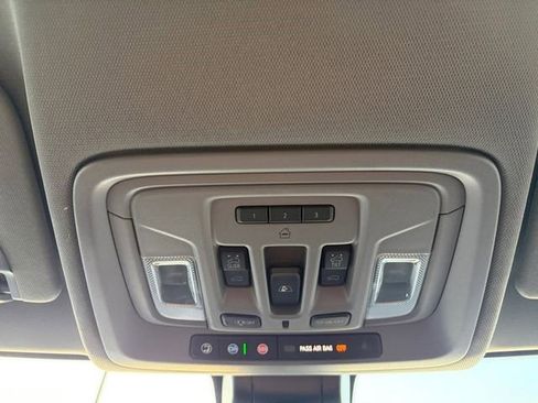 Certified 2023 GMC Sierra 2500 Denali w/ Denali Ultimate Package image 8