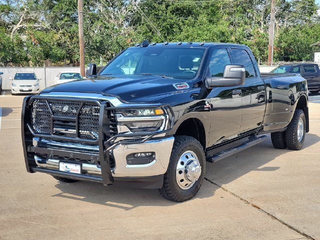 Used 2026 RAM 3500 Tradesman AWD/4WD image 31