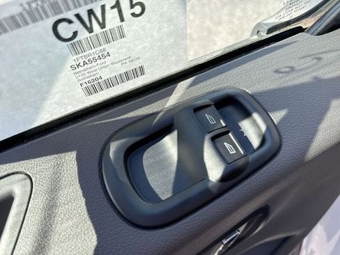 New 2025 Ford Transit 250 148 Medium Roof image 13