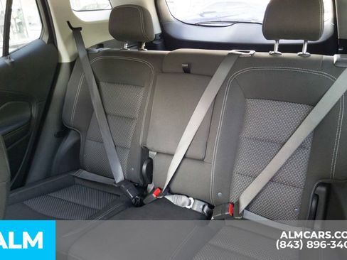 Used 2024 GMC Terrain SLE image 17