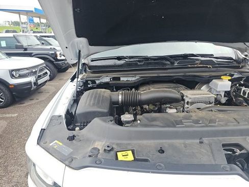Used 2024 RAM 1500 Laramie AWD/4WD image 20
