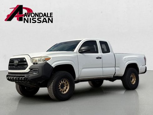 Used 2019 Toyota Tacoma SR RWD image 2