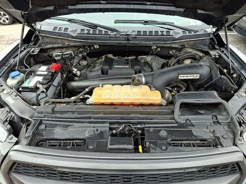 Used 2018 Ford F150 Raptor w/ Equipment Group 802A Luxury image 29