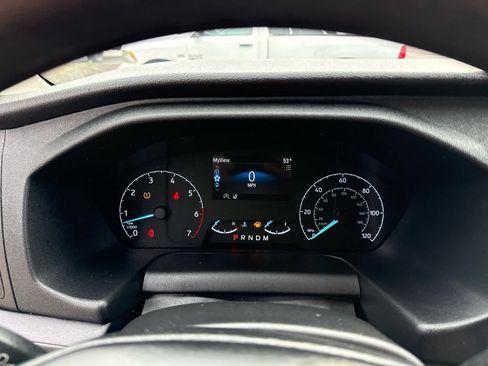 Used 2022 Ford Transit 350 DRW image 17