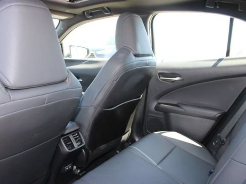 Certified 2023 Lexus UX 250h FWD w/ Accessory Package (Z2) image 9
