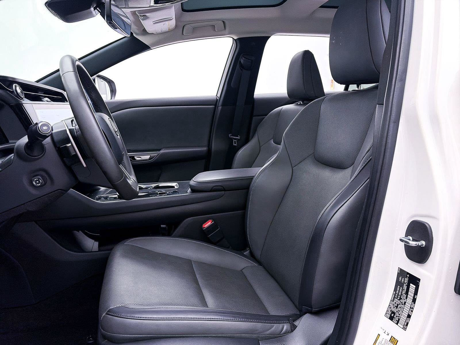 Used 2023 Lexus RZ 450e Premium w/ Technology Package AWD/4WD image 21