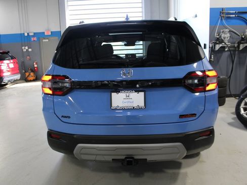 Certified 2025 Honda Pilot TrailSport image 46
