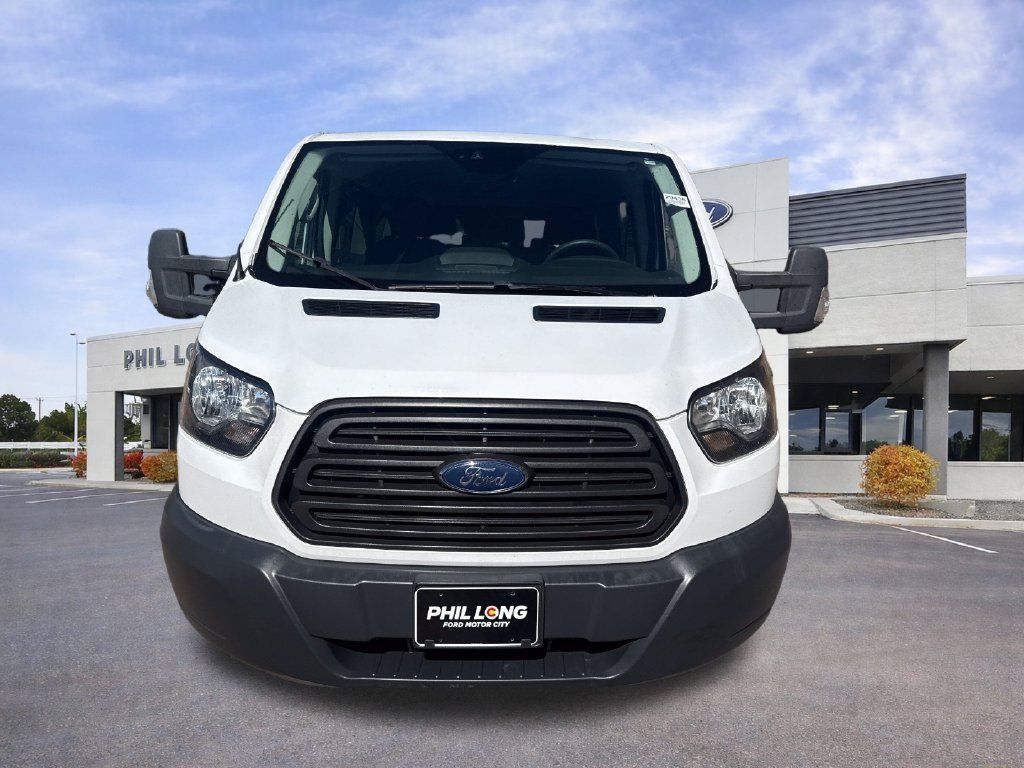Used 2018 Ford Transit 150 XL RWD image 2