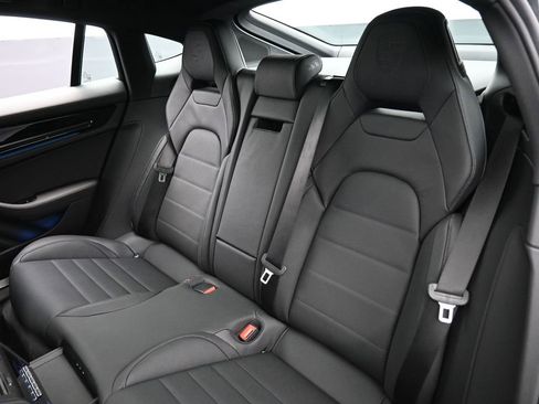 New 2026 Porsche Panamera image 22
