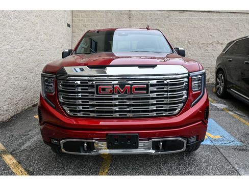 Used 2024 GMC Sierra 1500 Denali w/ Denali Reserve Package image 3