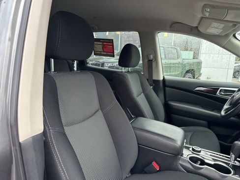 Certified 2020 Nissan Pathfinder SV image 19