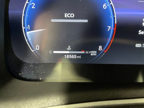 Certified 2026 Toyota Corolla Cross XLE FWD image 19