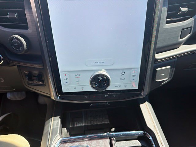 Used 2023 Ford Expedition Platinum AWD/4WD image 14