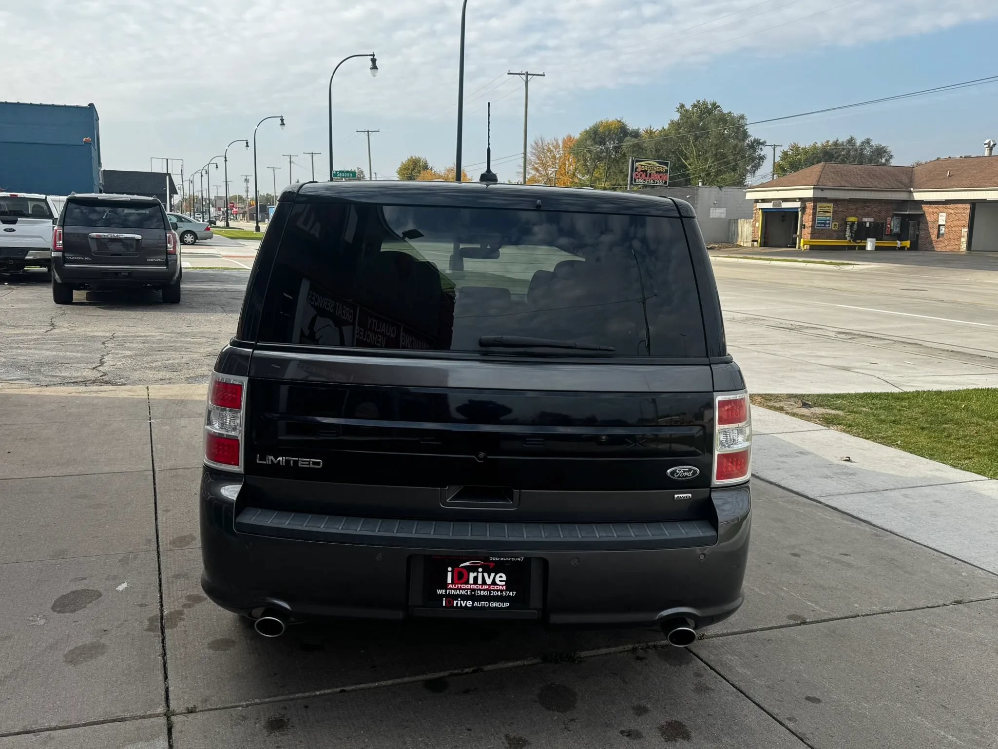 Used 2019 Ford Flex Limited w/ Limited Appearance Package AWD/4WD image 3