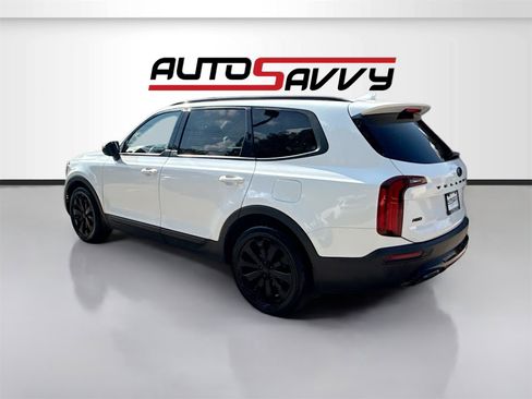 Used 2021 Kia Telluride EX w/ EX Premium Package image 5