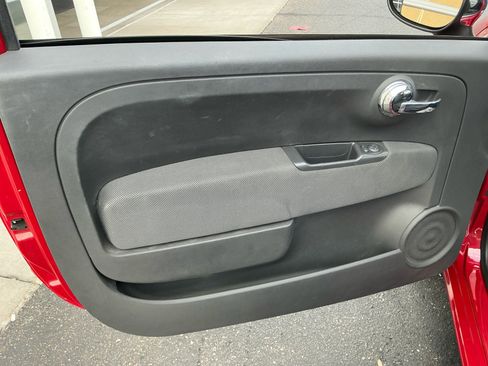 Used 2013 FIAT 500 Lounge image 13