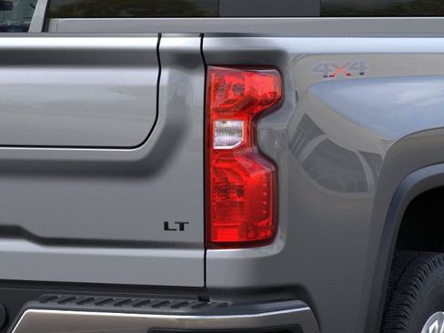 New 2026 Chevrolet Silverado 2500 LT AWD/4WD image 11