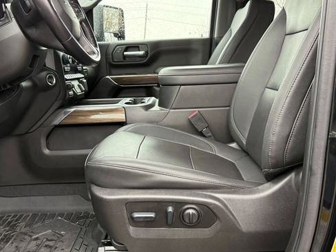 Certified 2022 Chevrolet Silverado 3500 LT w/ All Star Edition image 19